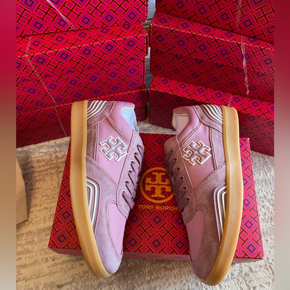 Tory Burch Pink Sneakers with Gold Details - Picture 4 of 10